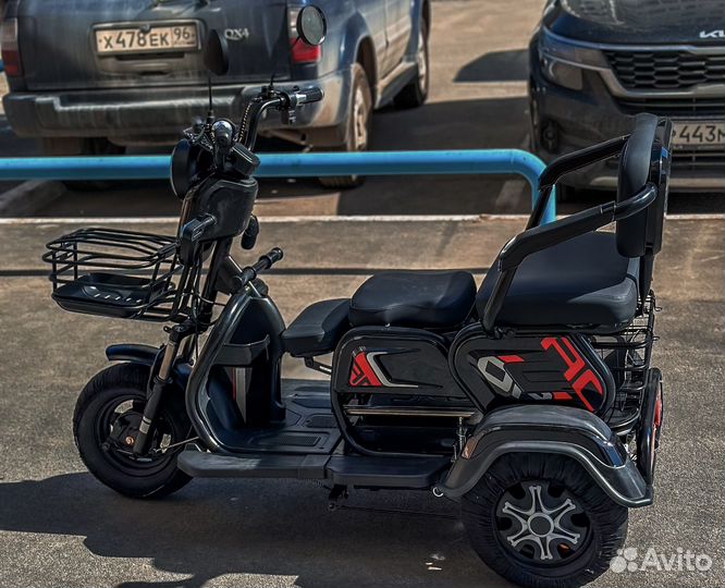 Электроскутер SkyWay 500w