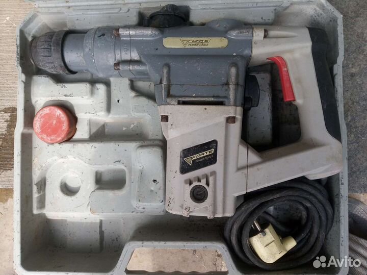 Перфораторы Makita 2450 Б/У
