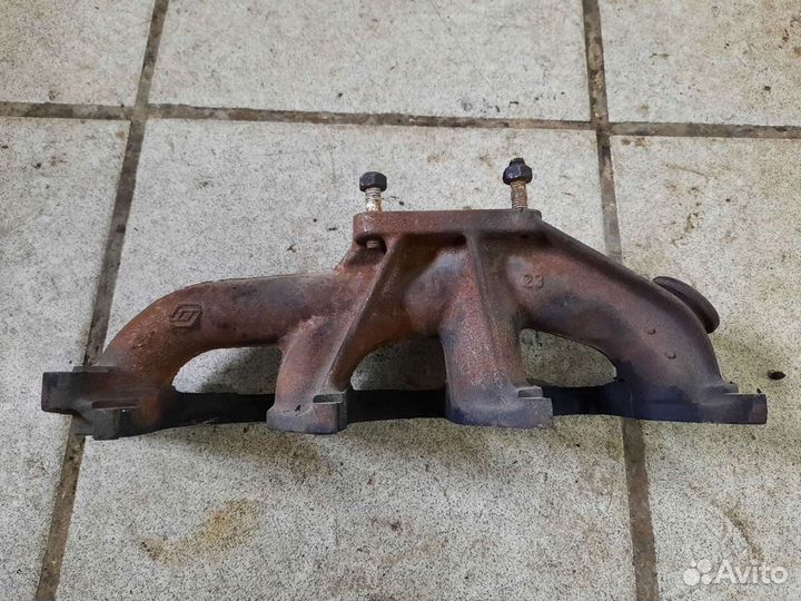 Выпускной коллектор Renault megan Scenic 1,9 F9Q