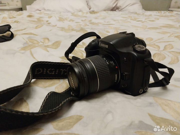 Зеркальный фотоаппарат canon