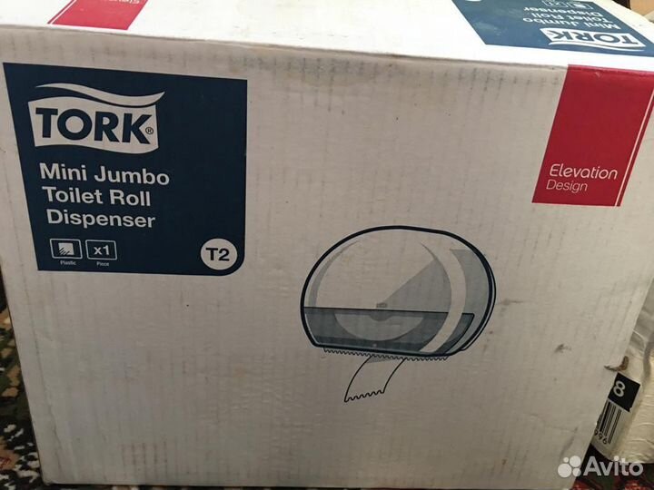 Диспенсер торк для туалетной бумаги