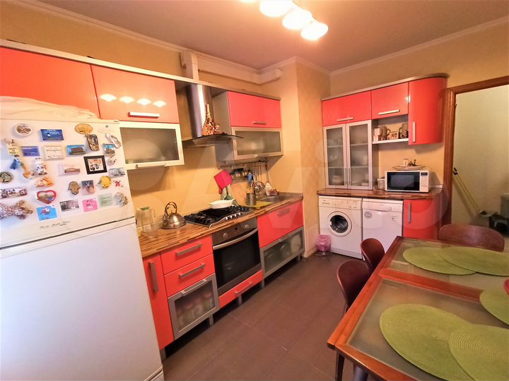 3-к. квартира, 65 м², 7/9 эт.