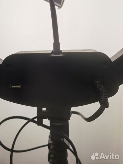 Кольцевая лампа 36 см со штативом и держателем тел