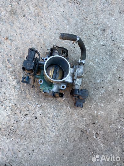 Дроссельная заслонка honda l15a