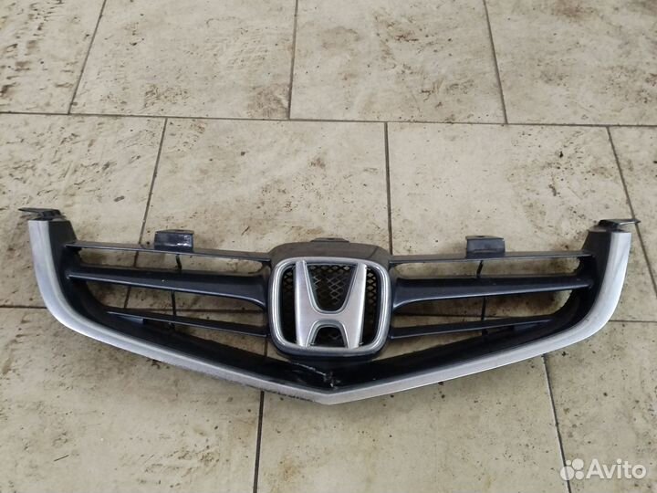 Решетка радиатора honda accord 7