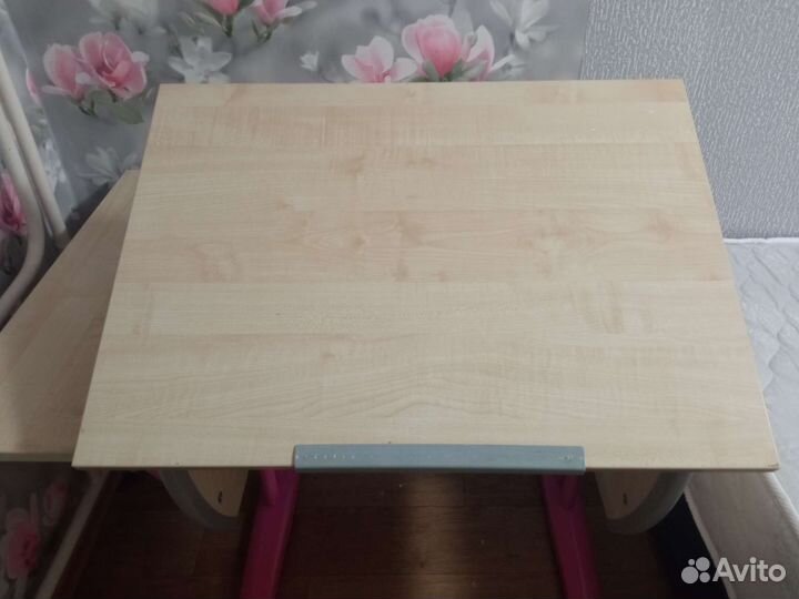 Школьная парта