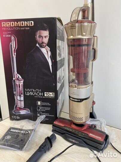 Пылесос Redmond RV-UR330