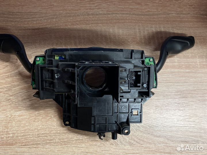 Подрулевой переключатель Ford Focus 3 1883869