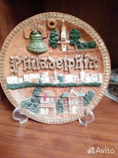 Продаются сувенирные тарелки