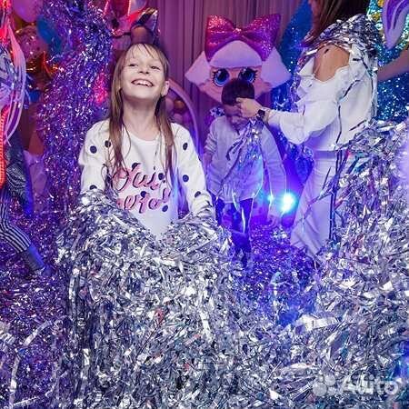 Серебрянное бумажное шоу