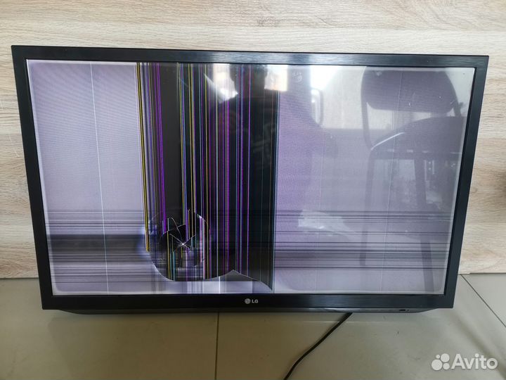 Телевизор LG 37LM620T (Разбор)(По запчастям)