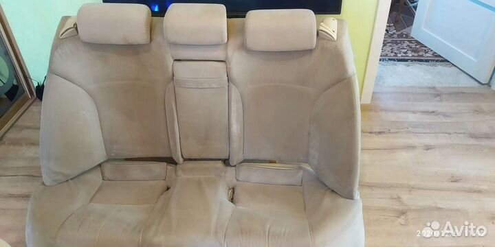 Салон lexus is 250