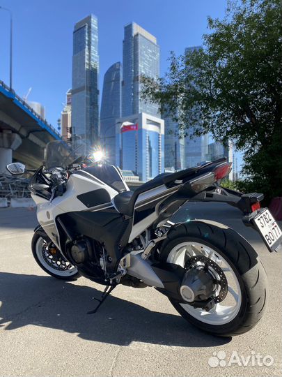 Honda VFR1200F