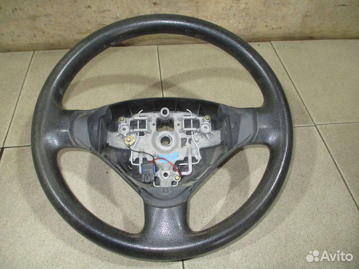 Рулевое колесо Peugeot 207