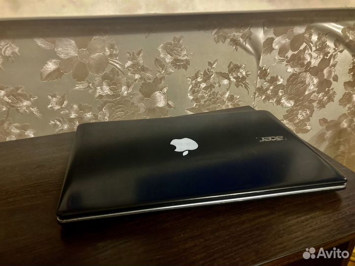 Ноутбук Acer Aspire E1-572g