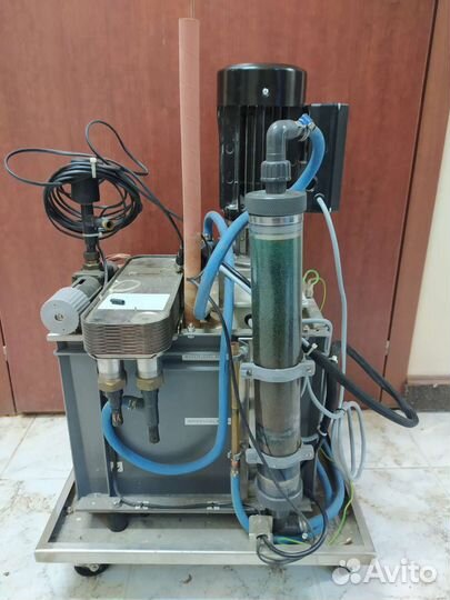 Чиллер для охлаждения воды