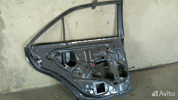 Дверь левая задняя на Тойота камри V45