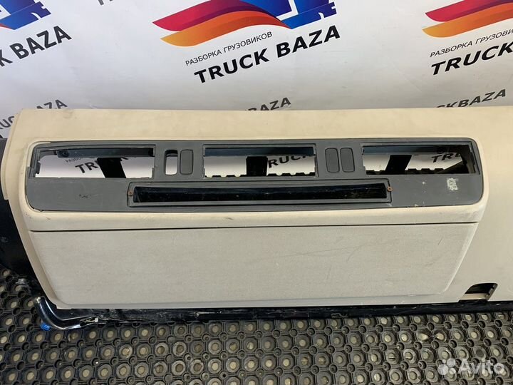 1871750 Консоль салонна верхняя в сборе