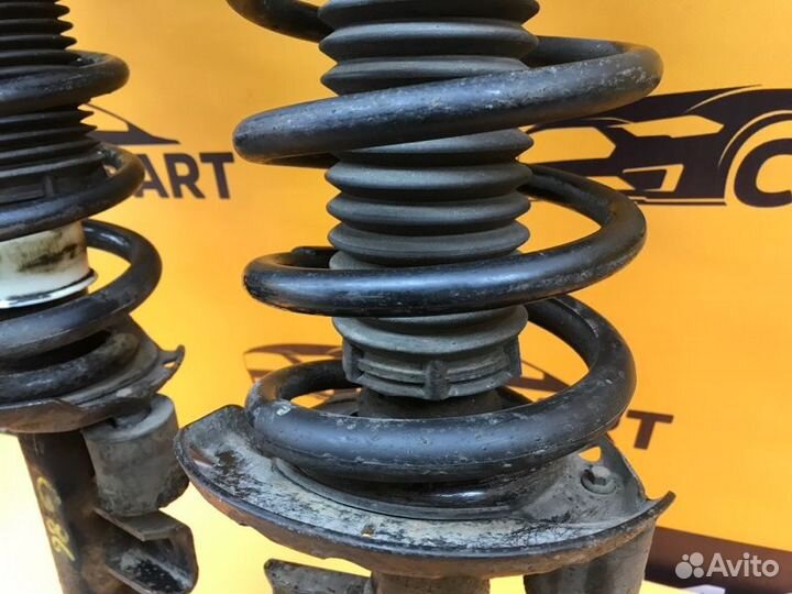 Амортизатор задний Land Rover Freelander 2 L359