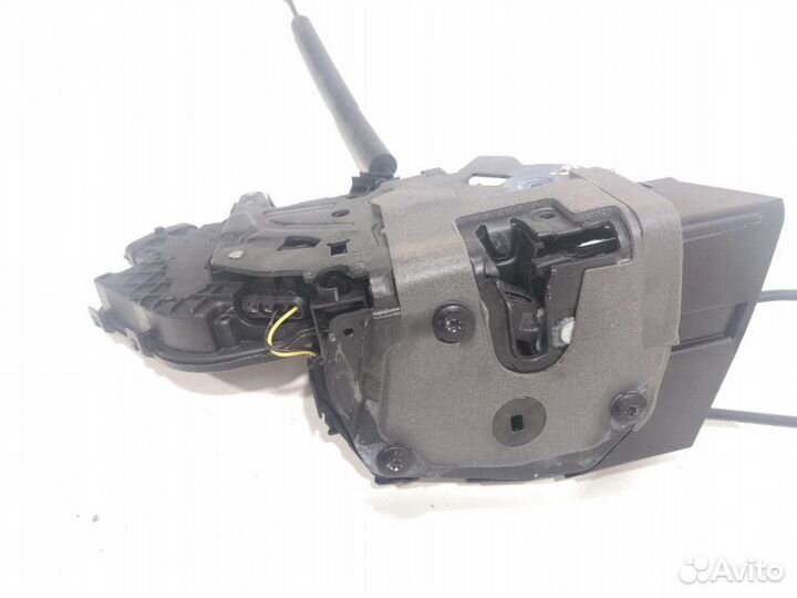 Замок двери передней правой Land Rover 2 рест