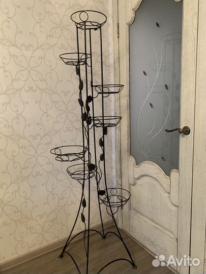 Подставка для цветов