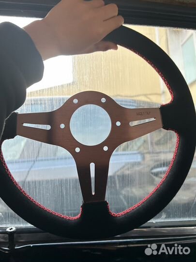 Спортивный руль на автомобиль ваз