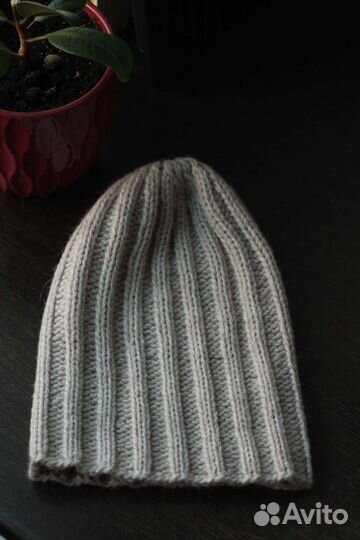 Шапка с завышенной макушкой