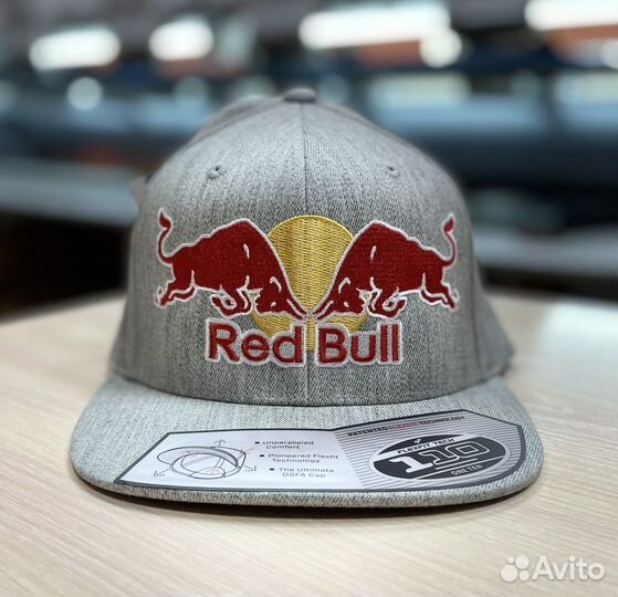 Кепка Red Bull под ваш стиль