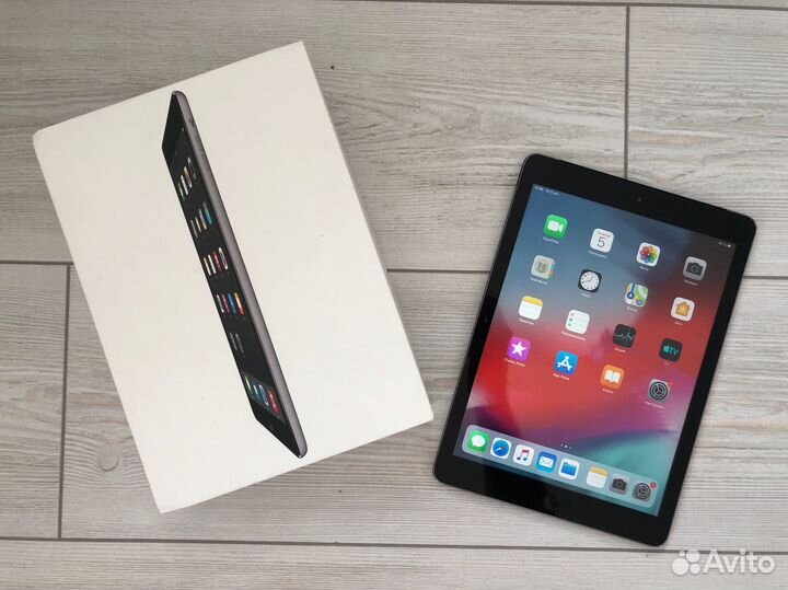 iPad Air 32gb WiFi,Sim