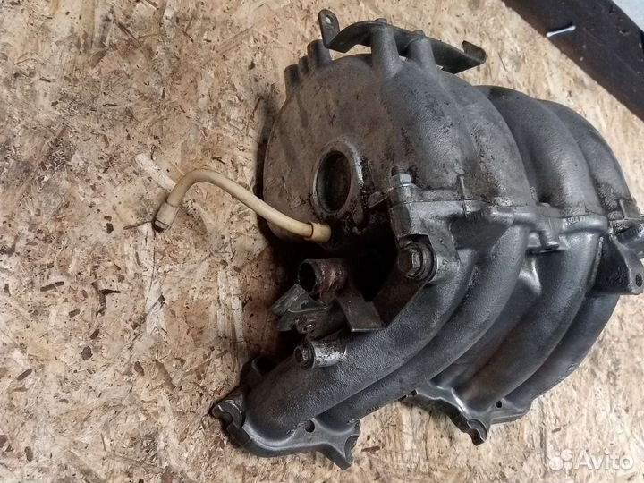 Впускной коллектор Chevrolet Niva