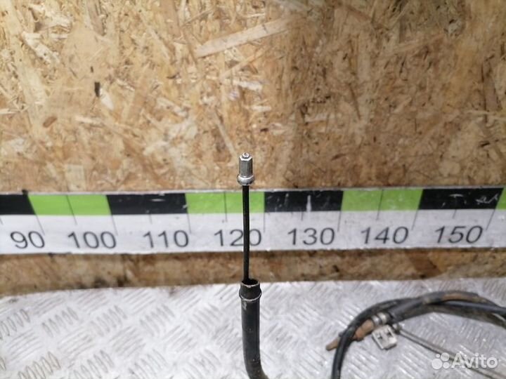 Трос стояночного тормоза Skoda Octavia 2000 2011