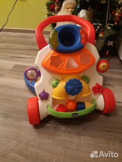 Игровой центр ходунки Chicco