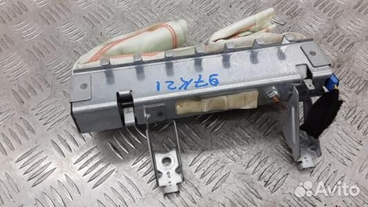 Подушка безопасности пассажира peugeot 407 (97K21I