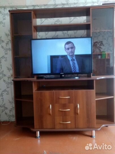 Тумба под телевизор