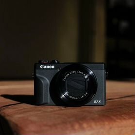 Canon G7 X Mark III