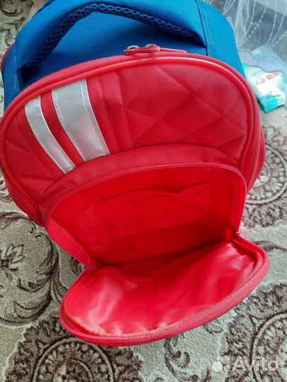 Рюкзак школьный