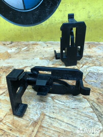 Кронштейн заднего бампера Bmw X5 E53 N62 4.8I 2005