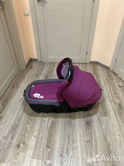 Автолюлька на колесах