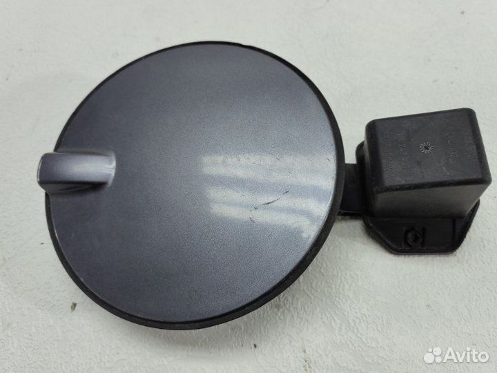 Лючок топливного бака Opel Zafira B 2005