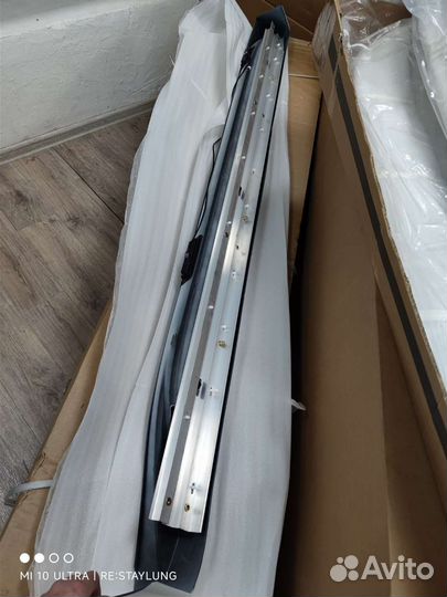 Подножки, пороги белые Toyota Land Cruiser 100