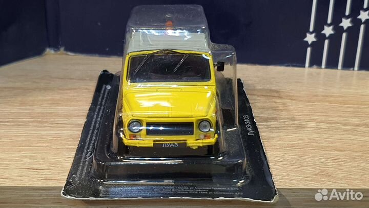 Модель. луаз -2403. Закрыты. деагостини, 1:43