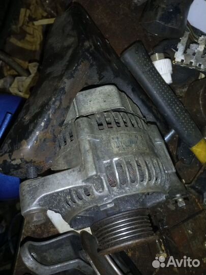 Генератор Denso б/у для Chrysler 90А