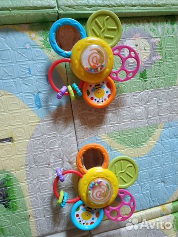 Погремушка с присоской