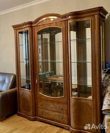 Витрина сервант Миассмебель
