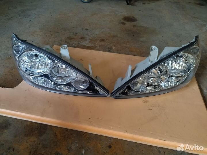 Фары на toyota camry 30