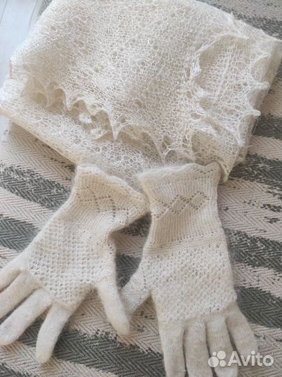 Перчатки и платок паутинка из козьего пуха