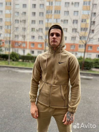 Спортивный костюм Nike
