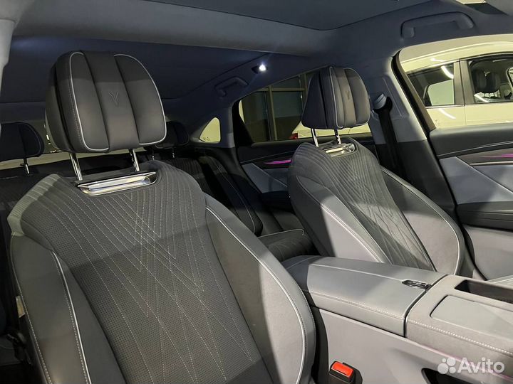 Voyah Passion (Chasing Light) 510 л.с. AT, 2023, 24 182 км