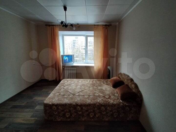 Комната 14 м² в 1-к., 4/5 эт.