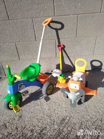 Трёхколёсный велосипед с ручкой, машинка каталка